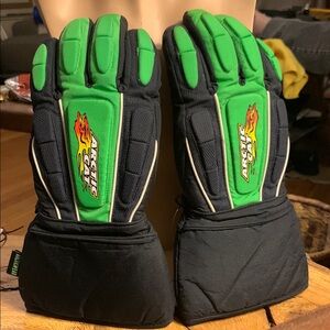 ARCTIC CAT WINTER SPORTS EXTREME SNOWMOBILE SKI SNOWBOARD GLOVES